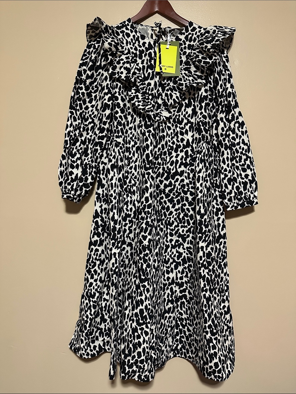 SANDY LIANG  spotted leopard , Black & White Leopard Print Ruffle Dress